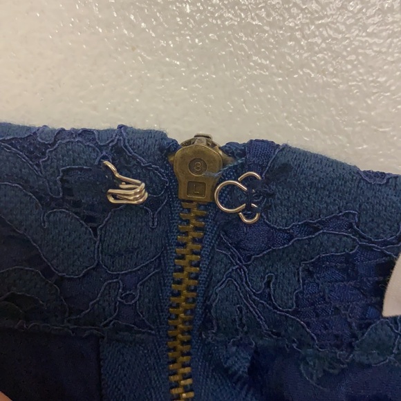 Women’s pretty lacy style back zipper lined long skirt size M - Picture 6 of 6